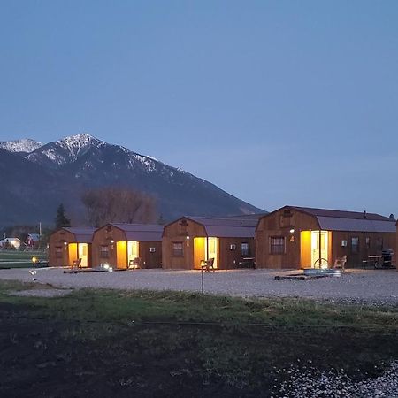 Glacier Acres Guest Ranch Columbia Falls Exterior foto